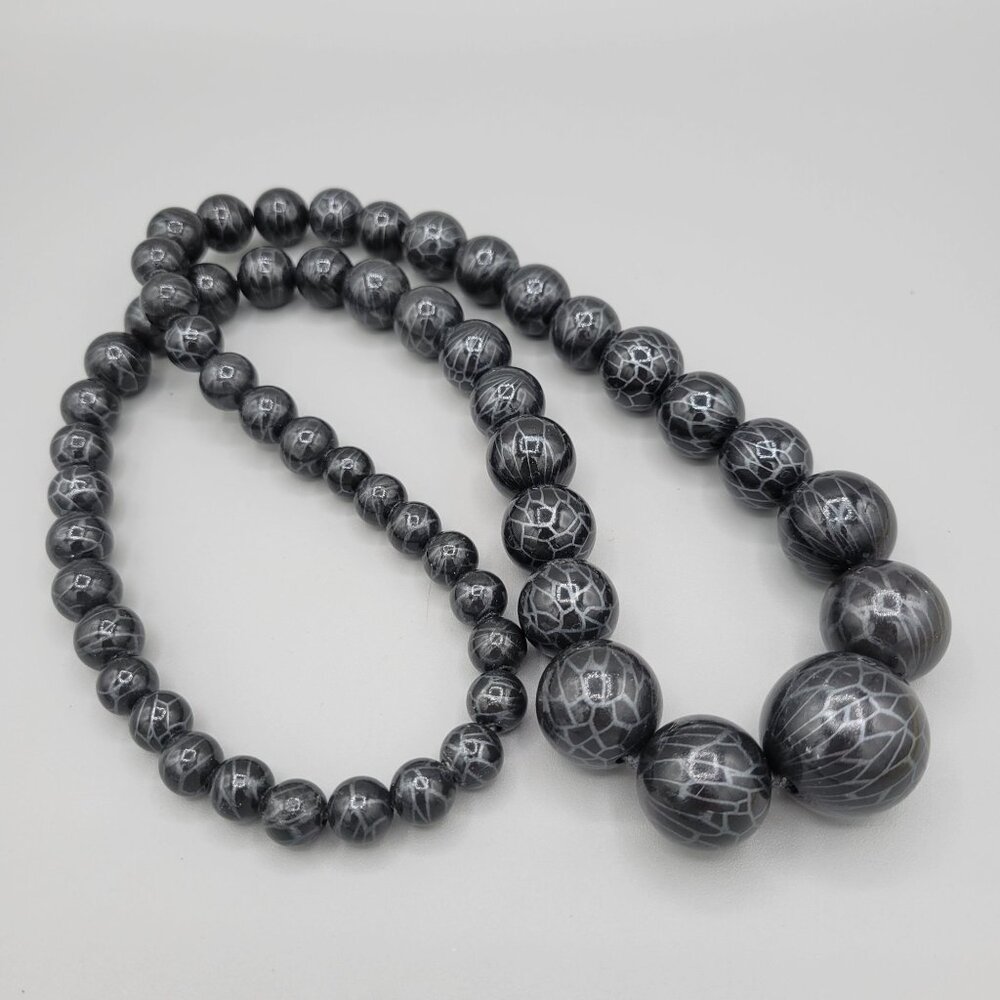 Black Crackle Beaded Statement Necklace Graduated Beads Glossy Finish